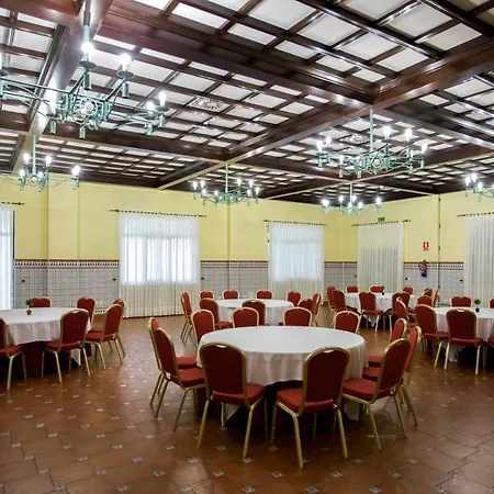 Hotel Dona Brigida - Salamanca Forum Villamayor (Salamanca)