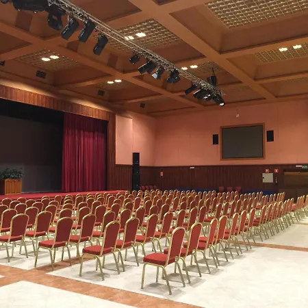 Dona Brigida - Salamanca Forum 4*