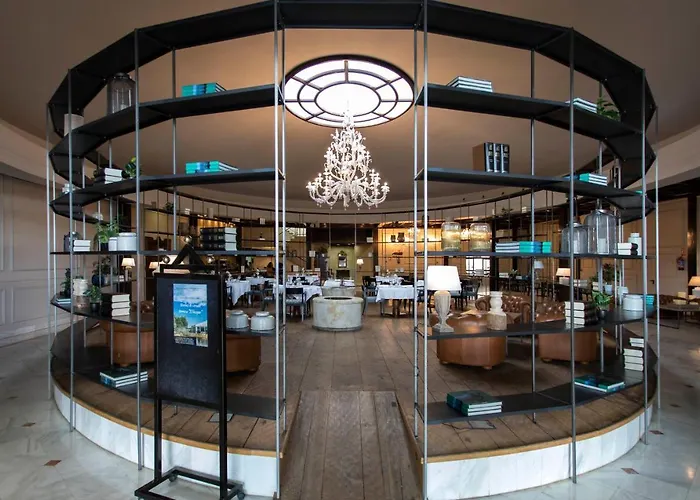 多娜布里吉达萨拉曼卡论坛酒店 酒店 4*