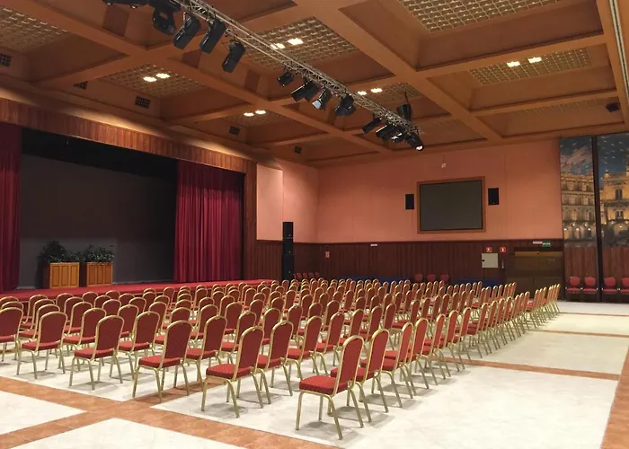 Dona Brigida - Salamanca Forum 4*
